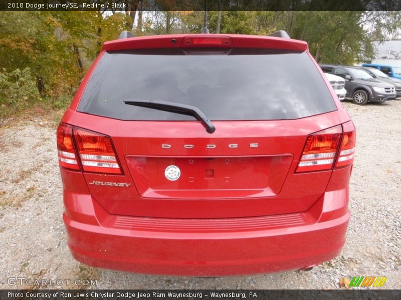 Redline / Black 2018 Dodge Journey SE