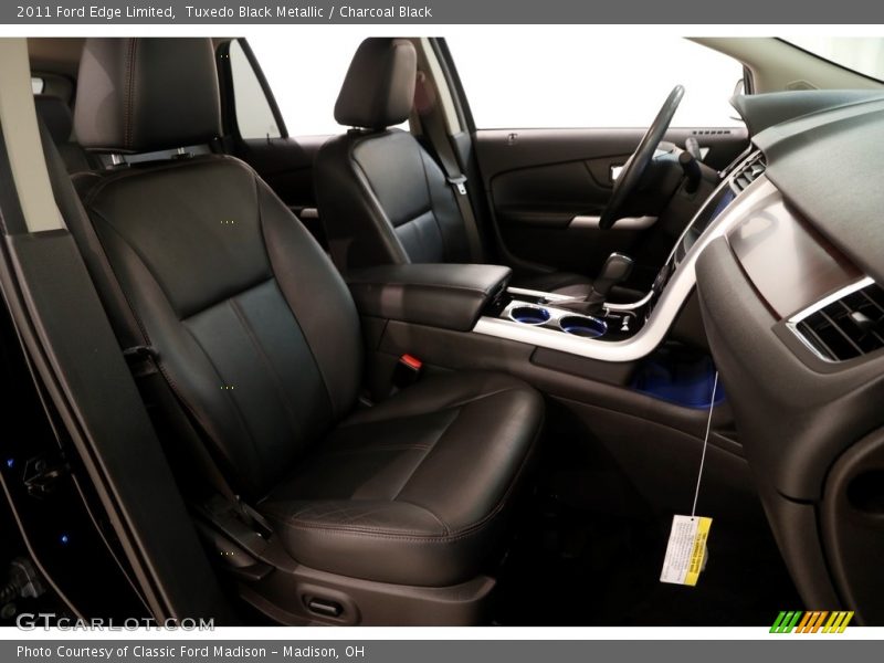Tuxedo Black Metallic / Charcoal Black 2011 Ford Edge Limited