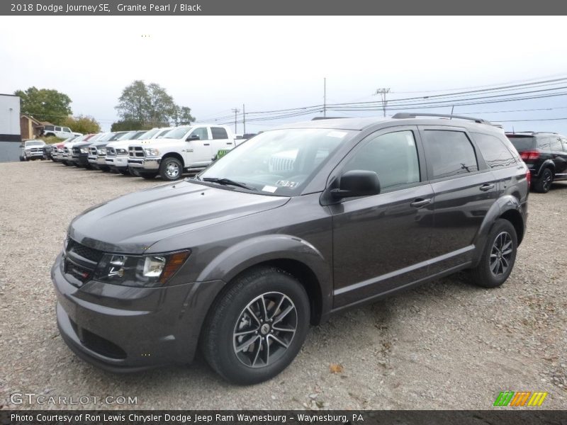 Granite Pearl / Black 2018 Dodge Journey SE