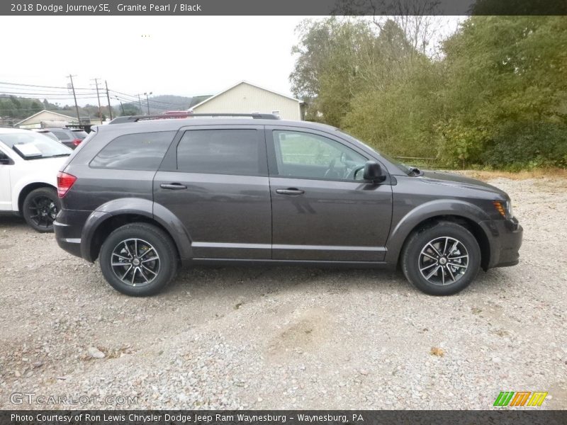 Granite Pearl / Black 2018 Dodge Journey SE