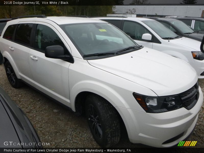 Vice White / Black 2018 Dodge Journey SE