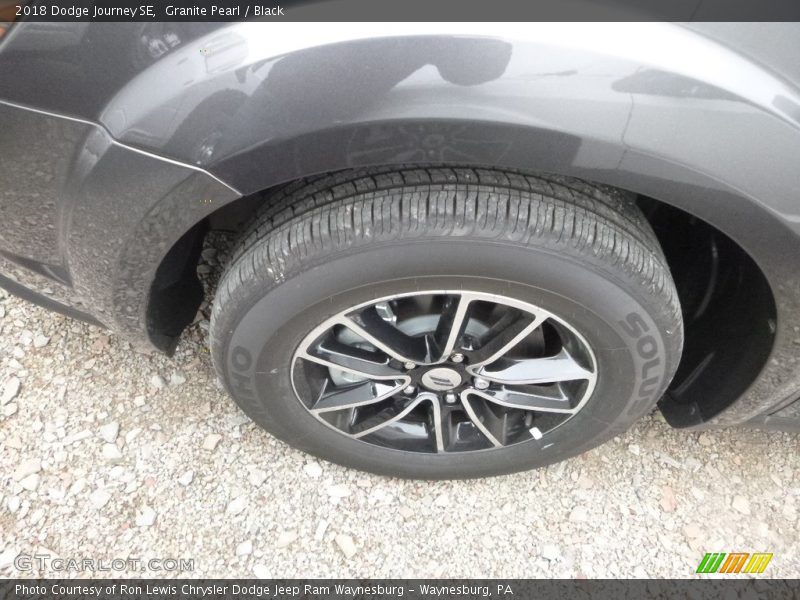 Granite Pearl / Black 2018 Dodge Journey SE