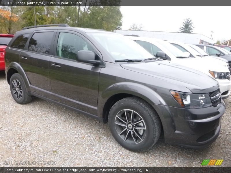 Granite Pearl / Black 2018 Dodge Journey SE