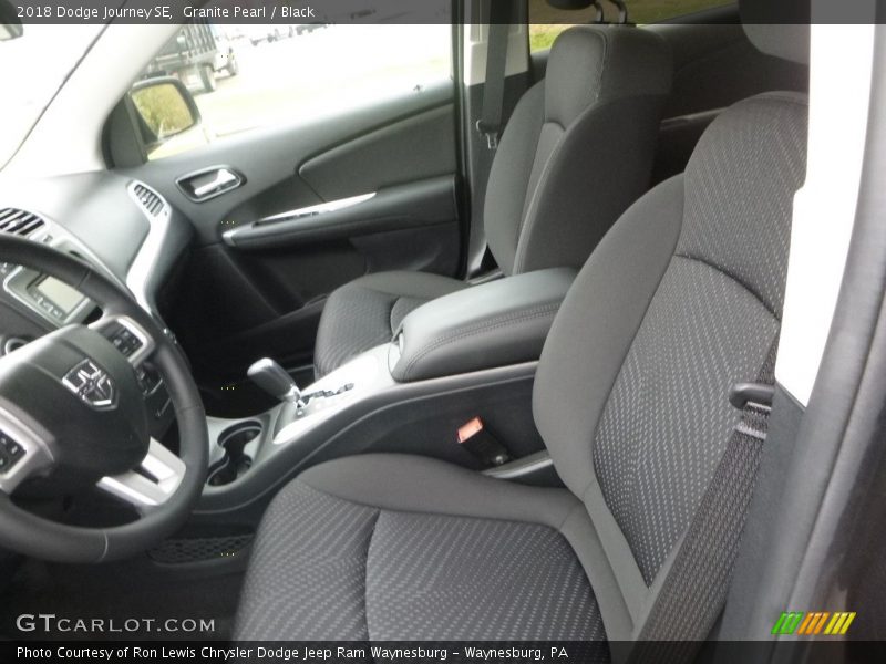 Granite Pearl / Black 2018 Dodge Journey SE