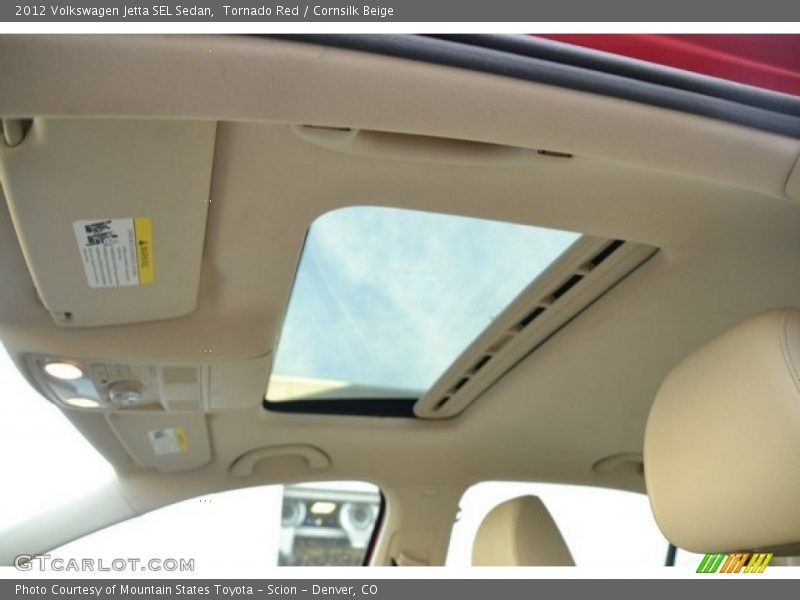 Tornado Red / Cornsilk Beige 2012 Volkswagen Jetta SEL Sedan