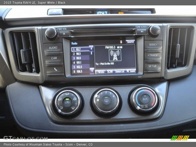 Super White / Black 2015 Toyota RAV4 LE