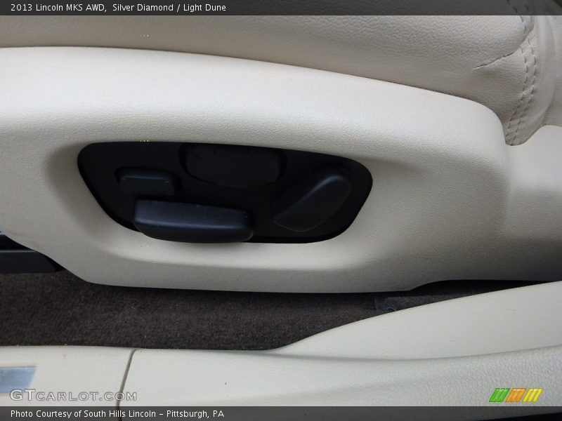 Silver Diamond / Light Dune 2013 Lincoln MKS AWD