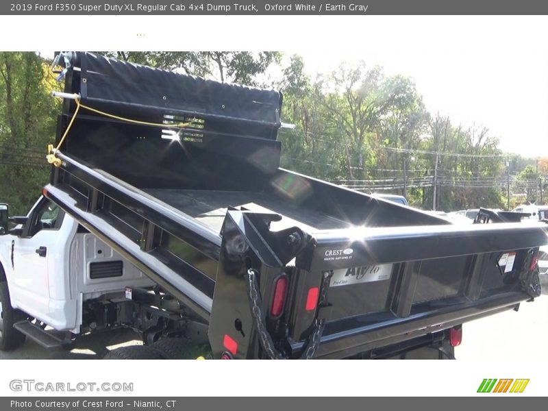 Oxford White / Earth Gray 2019 Ford F350 Super Duty XL Regular Cab 4x4 Dump Truck