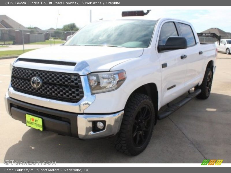Super White / Graphite 2019 Toyota Tundra TSS Off Road CrewMax