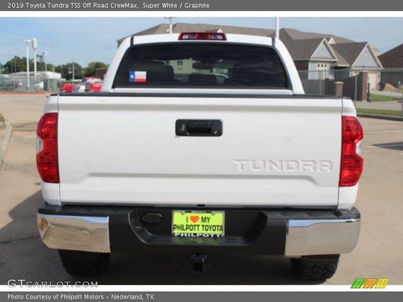 Super White / Graphite 2019 Toyota Tundra TSS Off Road CrewMax