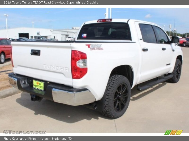 Super White / Graphite 2019 Toyota Tundra TSS Off Road CrewMax