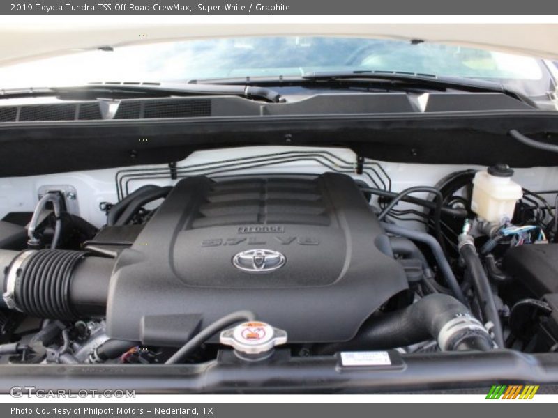 Super White / Graphite 2019 Toyota Tundra TSS Off Road CrewMax