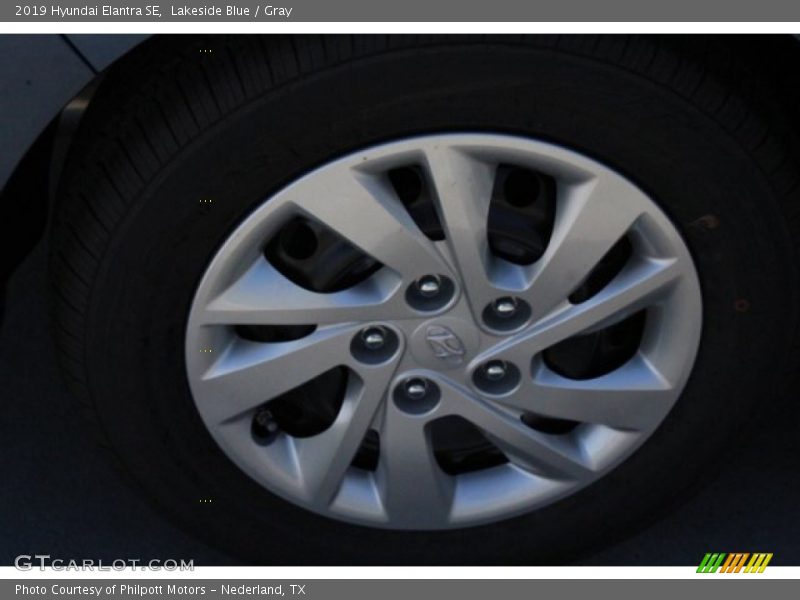 Lakeside Blue / Gray 2019 Hyundai Elantra SE