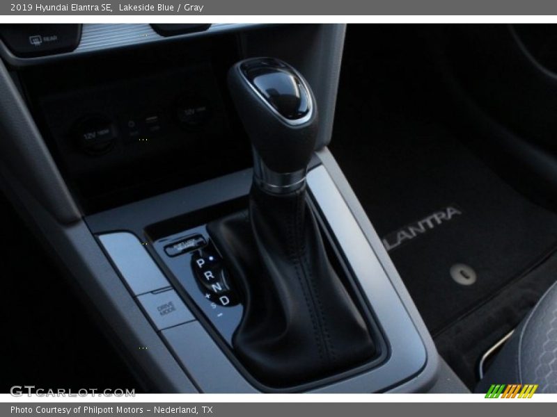  2019 Elantra SE 6 Speed Automatic Shifter