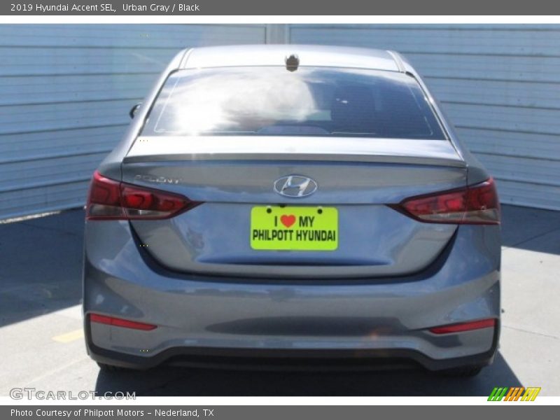 Urban Gray / Black 2019 Hyundai Accent SEL
