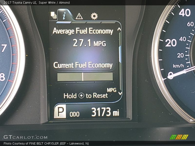 Super White / Almond 2017 Toyota Camry LE