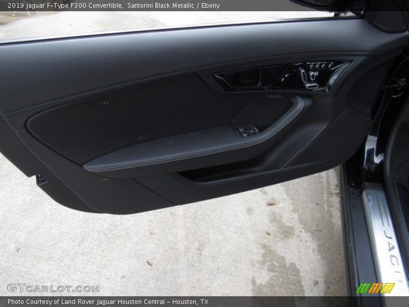 Santorini Black Metallic / Ebony 2019 Jaguar F-Type P300 Convertible