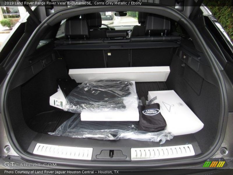 Corris Grey Metallic / Ebony 2019 Land Rover Range Rover Velar R-Dynamic SE