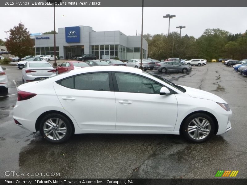 Quartz White Pearl / Black 2019 Hyundai Elantra SEL