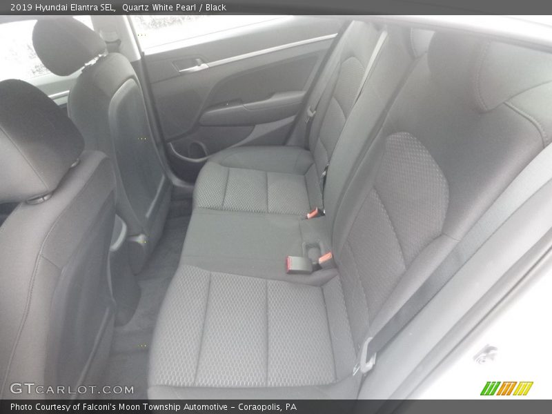 Quartz White Pearl / Black 2019 Hyundai Elantra SEL