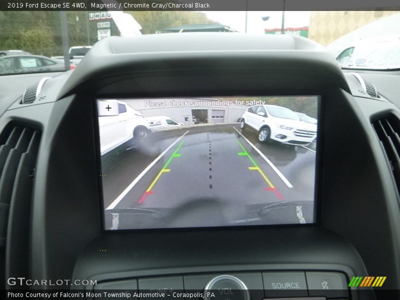 Magnetic / Chromite Gray/Charcoal Black 2019 Ford Escape SE 4WD