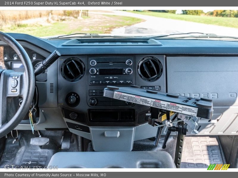 Oxford White / Steel 2014 Ford F250 Super Duty XL SuperCab 4x4