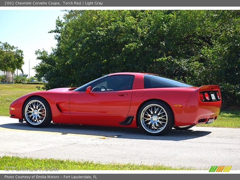 Torch Red / Light Gray 2001 Chevrolet Corvette Coupe