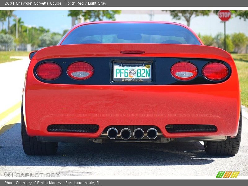 Torch Red / Light Gray 2001 Chevrolet Corvette Coupe