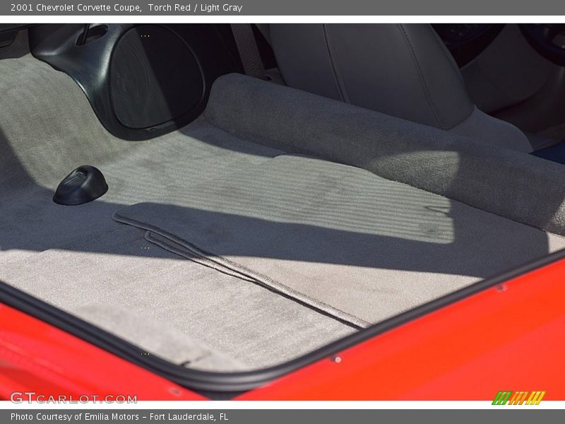 Torch Red / Light Gray 2001 Chevrolet Corvette Coupe