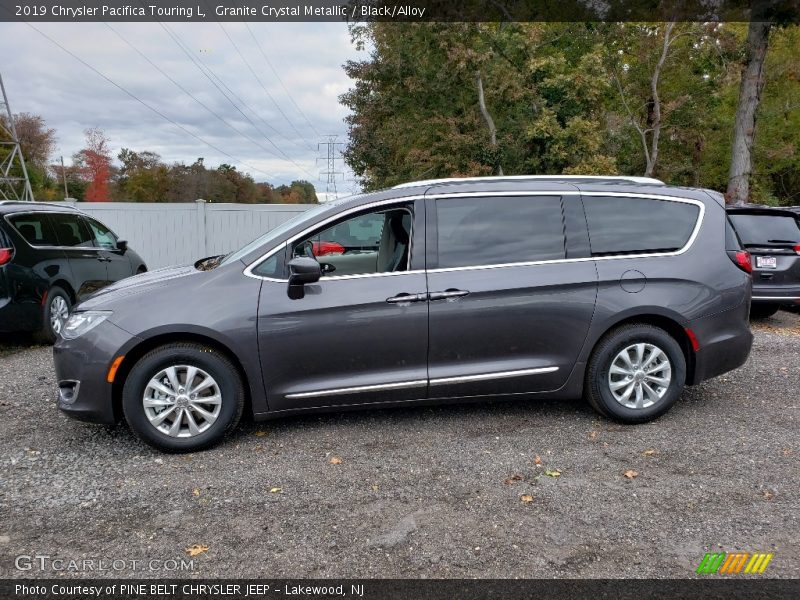 Granite Crystal Metallic / Black/Alloy 2019 Chrysler Pacifica Touring L
