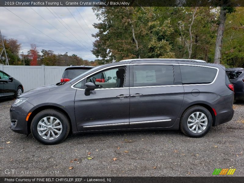 Granite Crystal Metallic / Black/Alloy 2019 Chrysler Pacifica Touring L