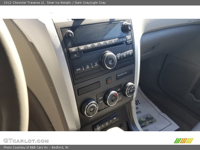 Silver Ice Metallic / Dark Gray/Light Gray 2012 Chevrolet Traverse LS