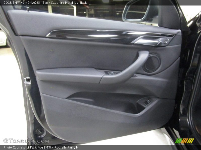Black Sapphire Metallic / Black 2018 BMW X1 xDrive28i