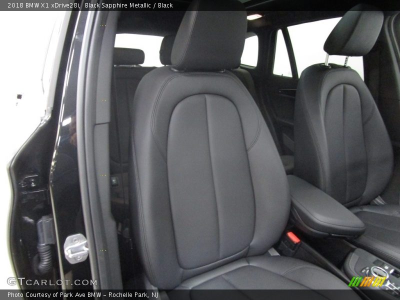 Black Sapphire Metallic / Black 2018 BMW X1 xDrive28i
