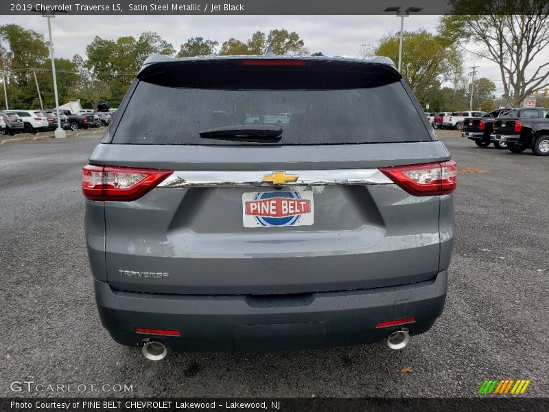Satin Steel Metallic / Jet Black 2019 Chevrolet Traverse LS