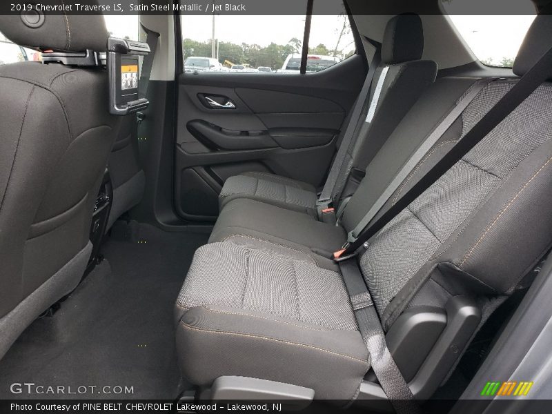 Satin Steel Metallic / Jet Black 2019 Chevrolet Traverse LS