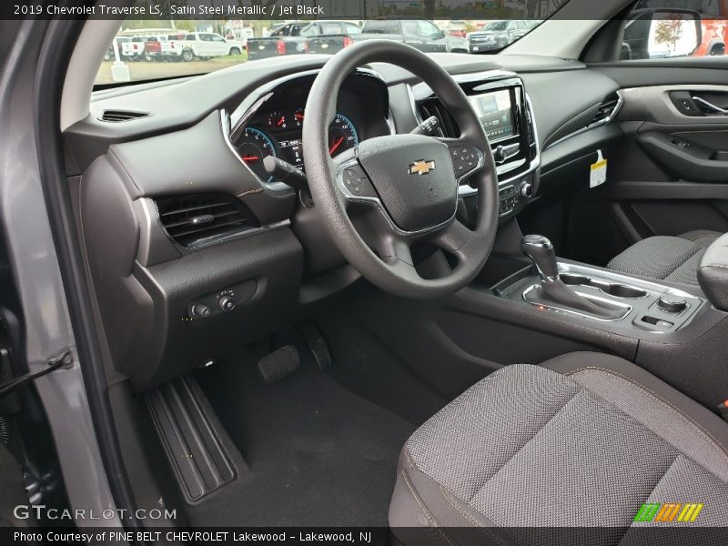 Satin Steel Metallic / Jet Black 2019 Chevrolet Traverse LS