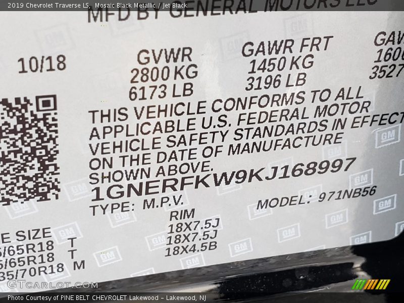 Mosaic Black Metallic / Jet Black 2019 Chevrolet Traverse LS