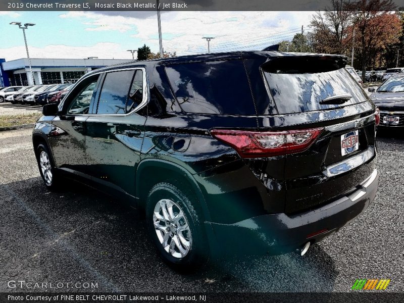 Mosaic Black Metallic / Jet Black 2019 Chevrolet Traverse LS