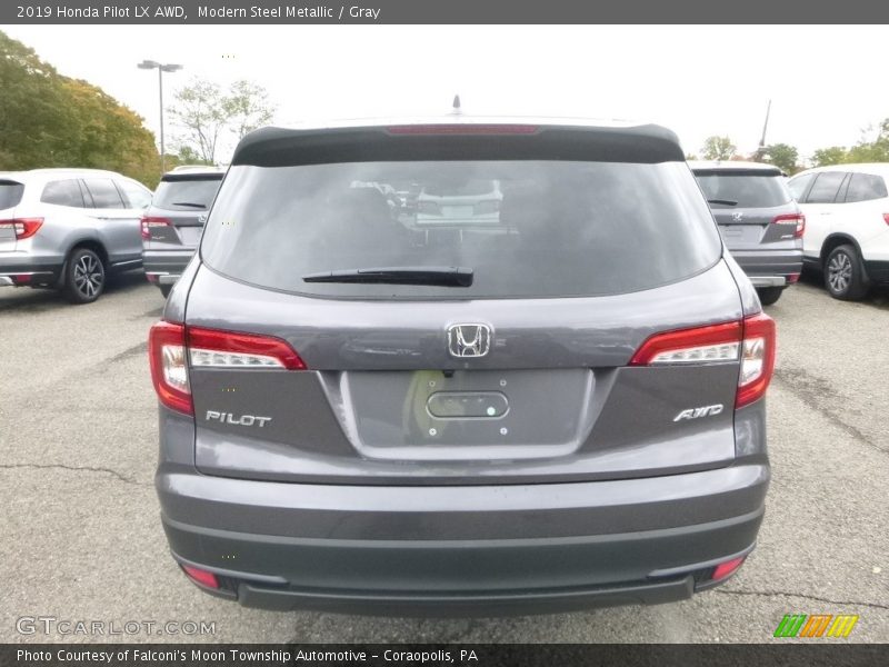 Modern Steel Metallic / Gray 2019 Honda Pilot LX AWD