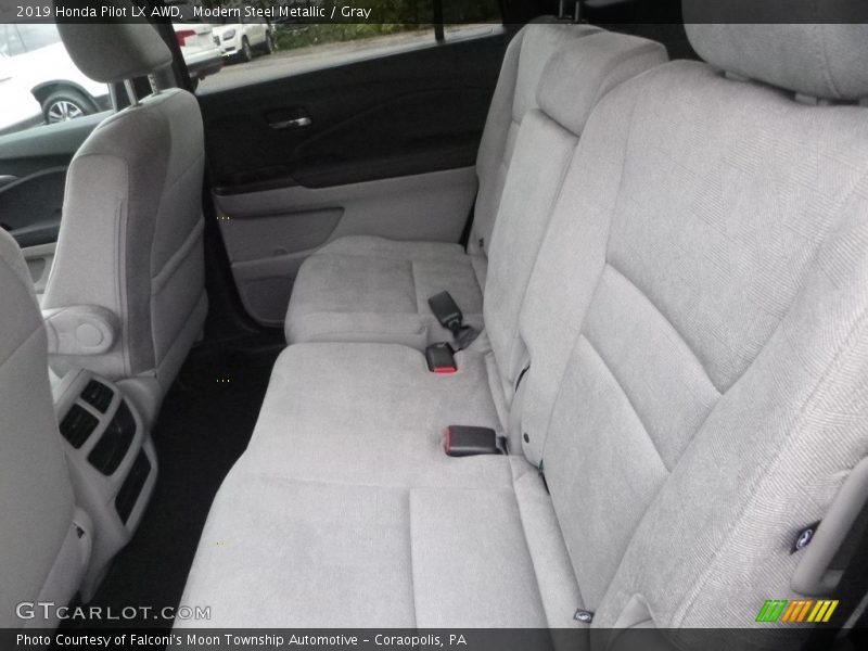 Modern Steel Metallic / Gray 2019 Honda Pilot LX AWD