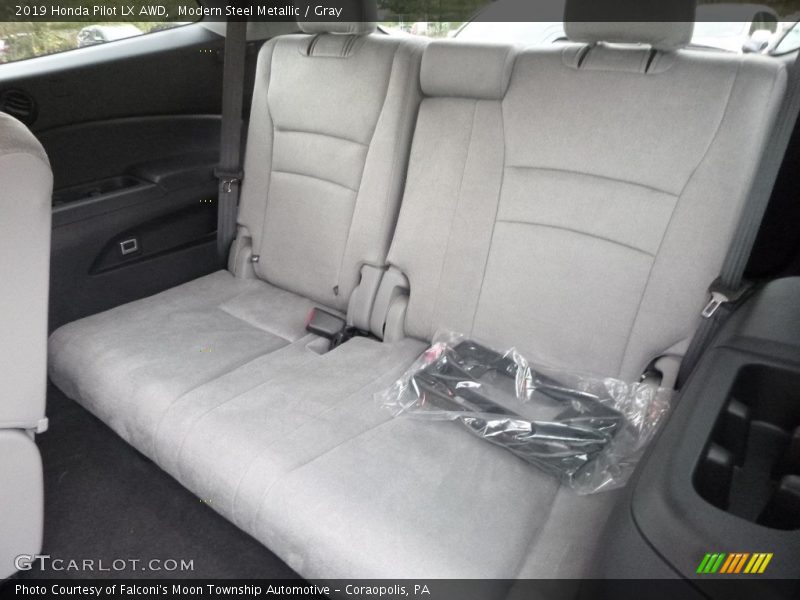 Modern Steel Metallic / Gray 2019 Honda Pilot LX AWD