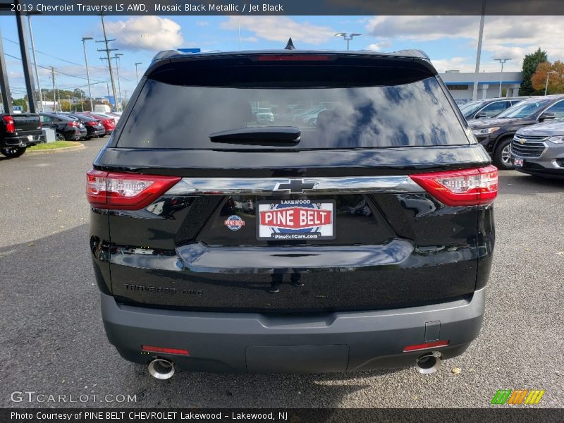 Mosaic Black Metallic / Jet Black 2019 Chevrolet Traverse LS AWD