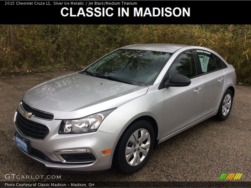 Silver Ice Metallic / Jet Black/Medium Titanium 2015 Chevrolet Cruze LS