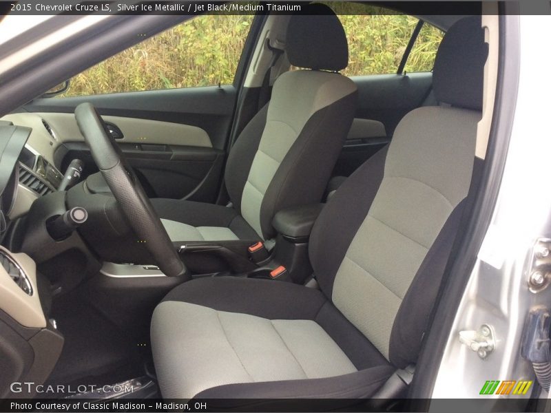 Silver Ice Metallic / Jet Black/Medium Titanium 2015 Chevrolet Cruze LS