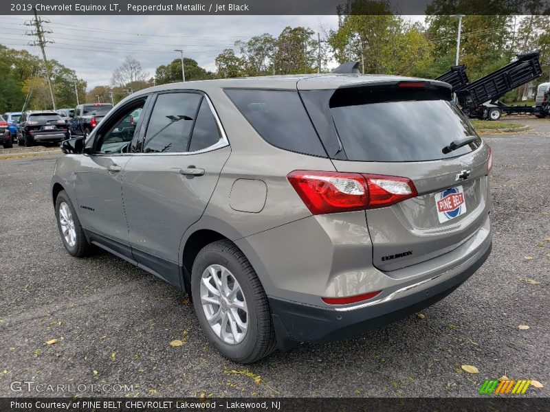 Pepperdust Metallic / Jet Black 2019 Chevrolet Equinox LT