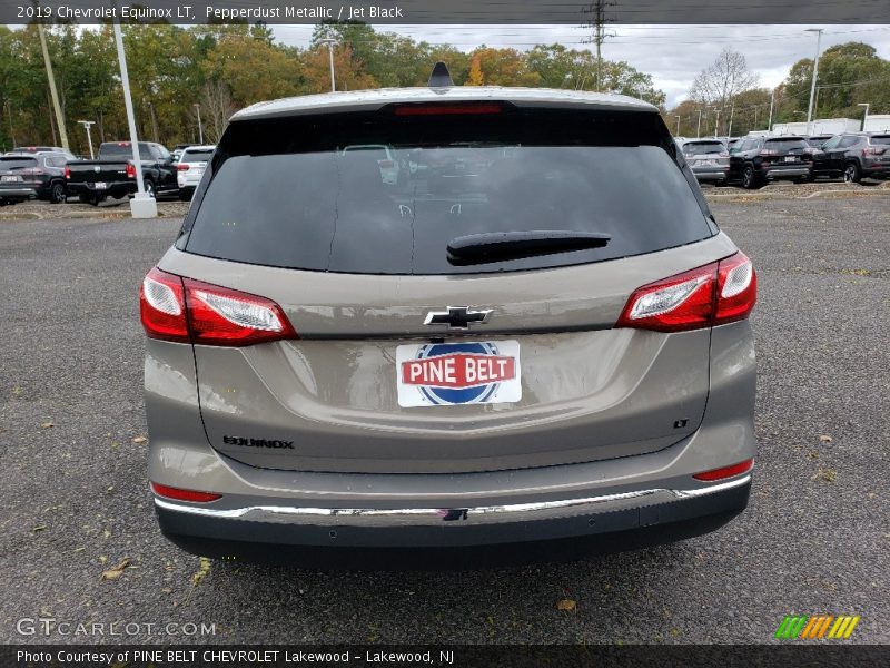 Pepperdust Metallic / Jet Black 2019 Chevrolet Equinox LT