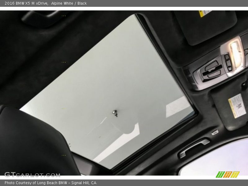 Alpine White / Black 2016 BMW X5 M xDrive