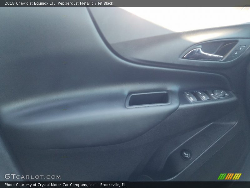 Pepperdust Metallic / Jet Black 2018 Chevrolet Equinox LT