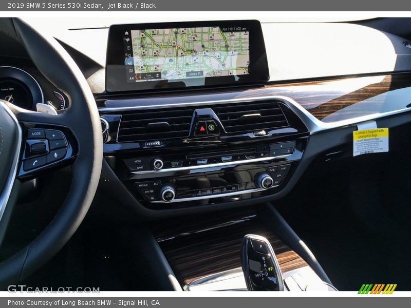 Jet Black / Black 2019 BMW 5 Series 530i Sedan